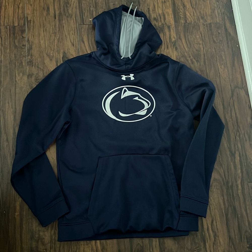 Under Armour x Penn State Hoodie
Size: Large
Worn x1
Nittany Lion Blue